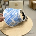 VISOR HAT MODEL 652201 IN BLUE AND WHITE FABRIC - 图片 2