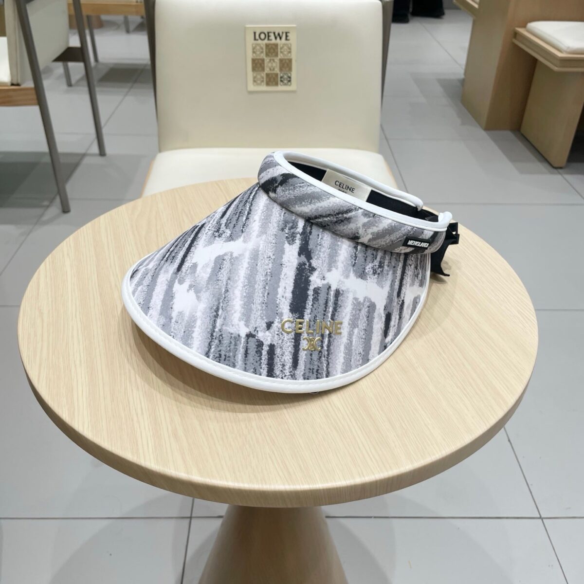 VISOR HAT MODEL 652204 IN GREY AND WHITE FABRIC - 图片 1