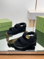 DAD SANDALS IN BLACK FLEECE WITH GOLD HARDWARE - 图片 7