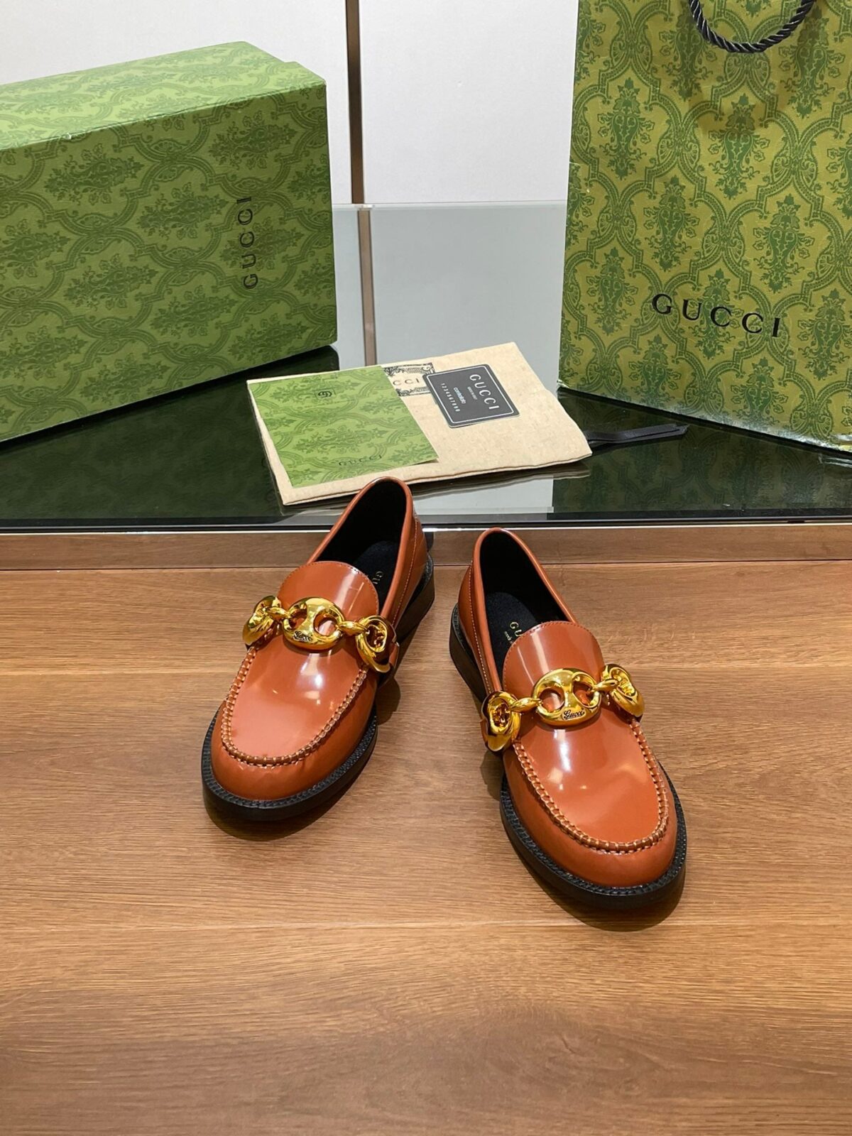 GG LOAFER SHOES IN BRONZE BROWN CALFSKIN WITH GOLD HARDWARE - 图片 5