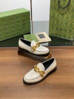 GG LOAFER SHOES IN WHITE CALFSKIN WITH GOLD HARDWARE - 图片 5