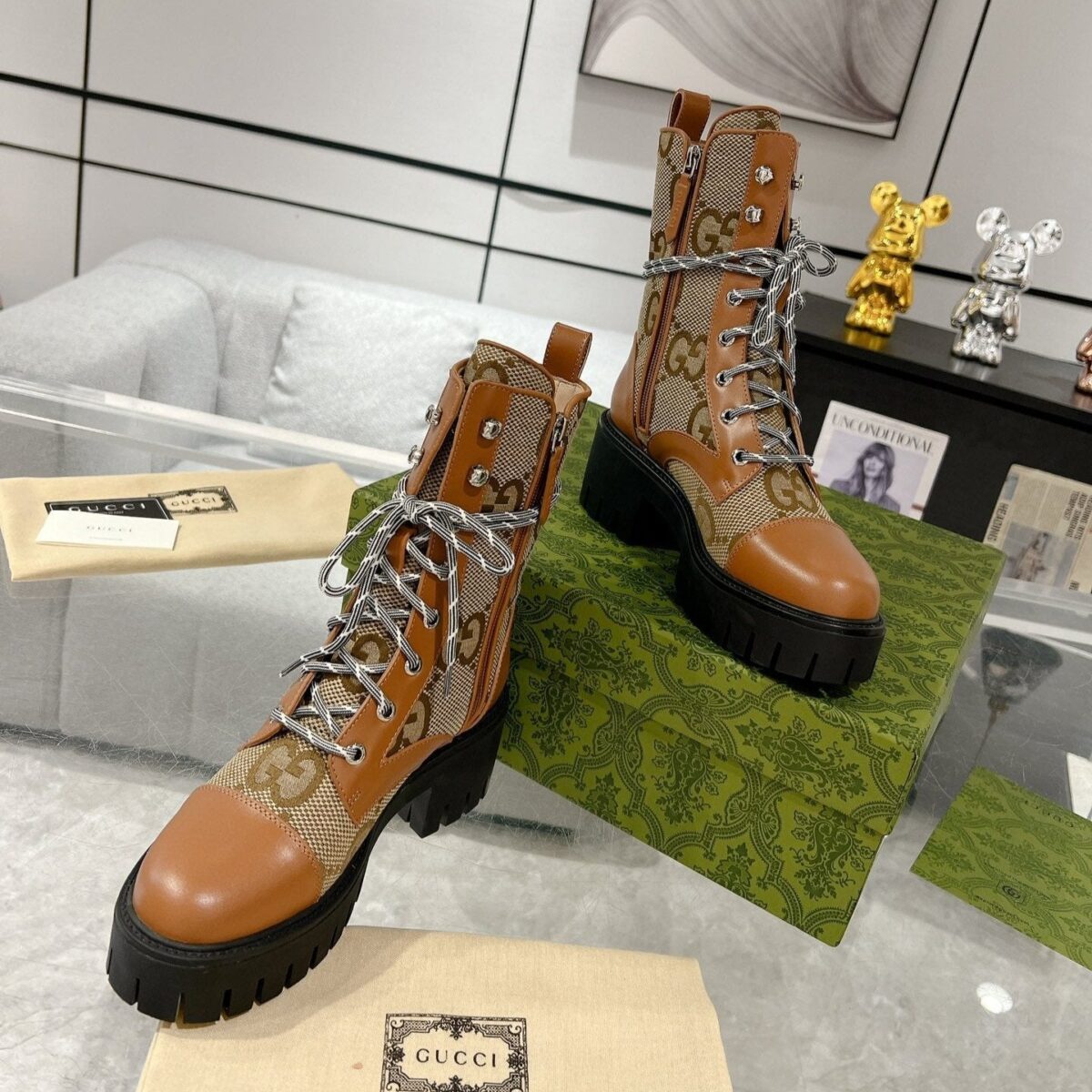GG LACE-UP SHORT BOOTS IN CINNAMON BROWN CANVAS MIX CALFSKIN - 图片 1