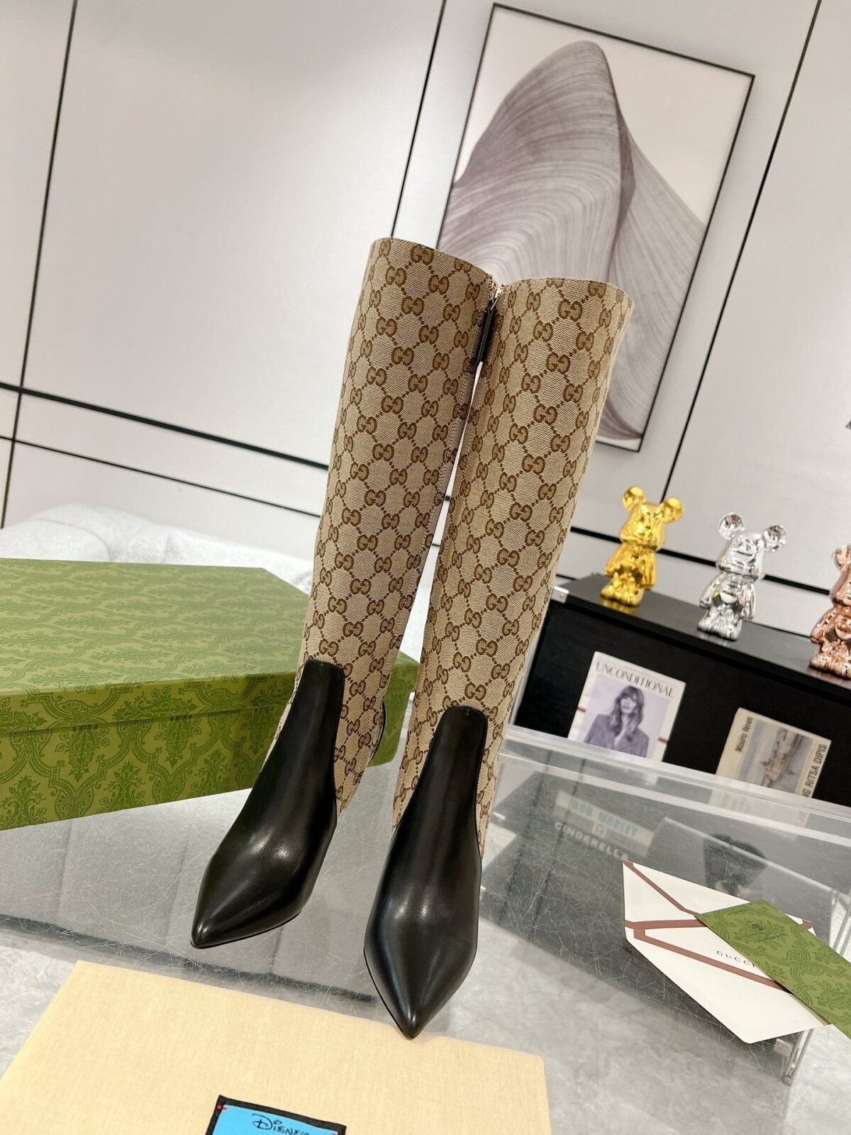 GG KNEE BOOTS IN BEIGE MONOGRAM JACQUARD FABRIC AND BLACK CALFSKIN - 图片 3