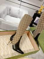 GG KNEE BOOTS IN BEIGE MONOGRAM JACQUARD FABRIC AND BLACK CALFSKIN - 图片 6