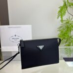 CLUTCH 25 IN BLACK RE-NYLON TRIANGLE LOGO - 图片 8