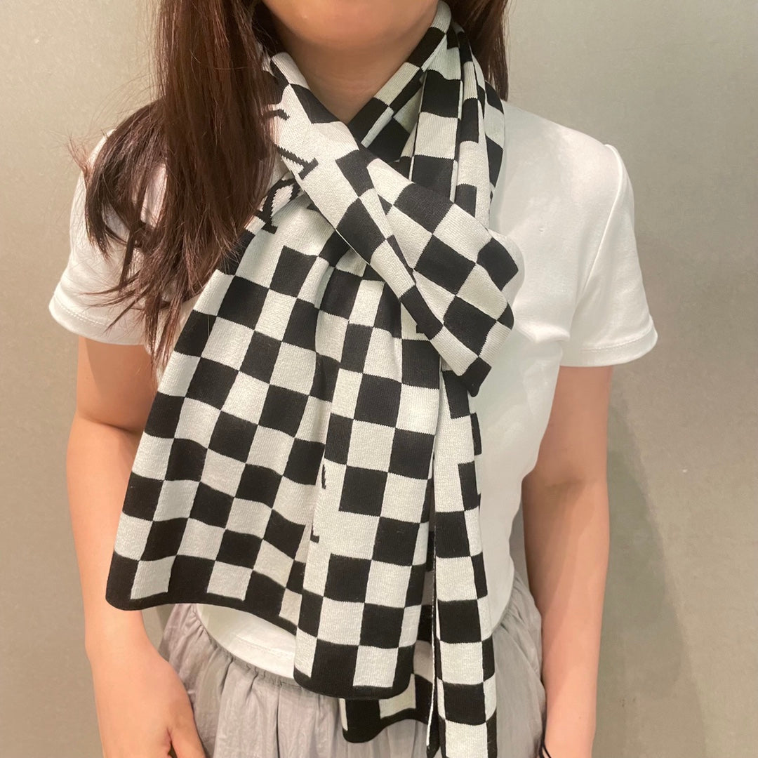 img_87c4ed5b_20241003_i1727969881_6578_0_jpg.jpg DAMIER SCARF 200 CM IN BLACK MIX WHITE CASHMERE 388193 - 图片 1