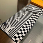 GRAPHICAL 180 CM SCARF IN WHITE MIX BLACK CASHMERE 388201 - 图片 4