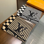 GRAPHICAL 180 CM SCARF IN WHITE MIX BLACK CASHMERE 388201 - 图片 9
