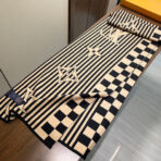 GRAPHICAL 180 CM SCARF IN TORTILLA BROWN MIX BLACK CASHMERE 388202 - 图片 4