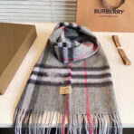CLASSIC CHECK SCARF 180 CM IN DOVE GRAY MIX BLACK CASHMERE 394771 - 图片 3