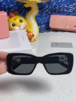 GLIMPSE SUNGLASSES 558348 IN BLACK ACETATE GOLD EMBOSSED LOGO - 图片 8
