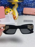 GLIMPSE SUNGLASSES 558348 IN BLACK ACETATE GOLD EMBOSSED LOGO - 图片 9