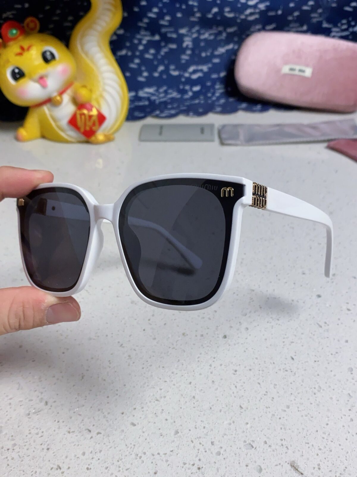 GLIMPSE SQUARE SUNGLASSES 554615 IN WHITE ACETATE - 图片 6