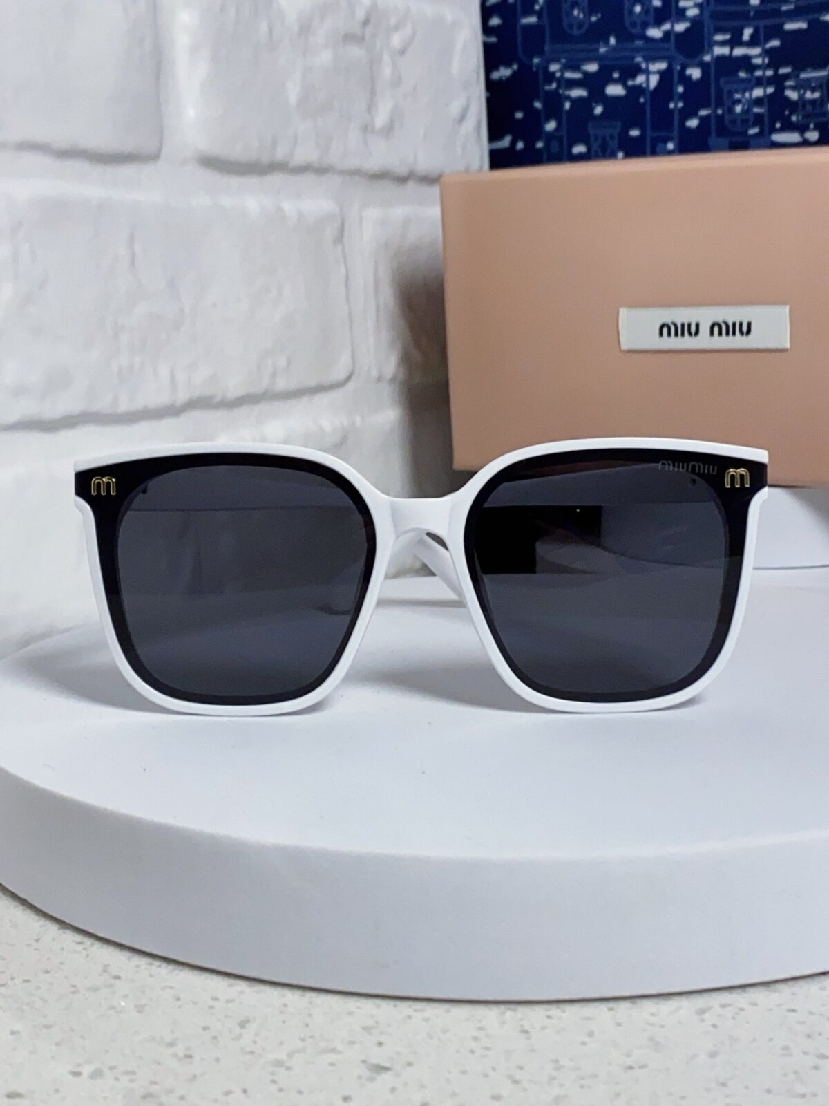 GLIMPSE SQUARE SUNGLASSES 554615 IN WHITE ACETATE - 图片 4