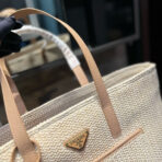 CROCHET TOTE BAG 38 IN BEIGE WOVEN RAFFIA CALFSKIN STRAP - 图片 6