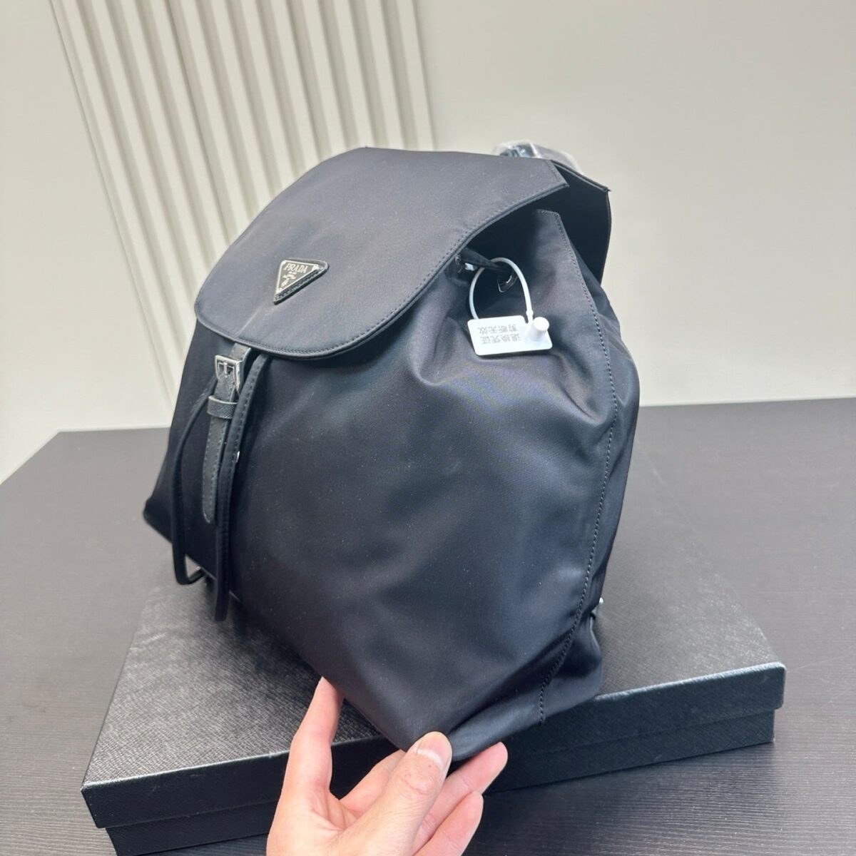 CLASP BACKPACK 31 IN BLACK RE-NYLON SILVER HARDWARE - 图片 6