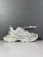 Balenciaga Phantom Sneaker, officially synchronized, Balenciaga's new 3XL tenth-generation trendy running shoes.