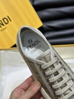 Fendi couple's low-top canvas shoes. - 图片 8