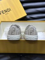 Fendi couple's low-top canvas shoes. - 图片 9