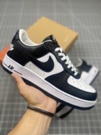 Nike Air Force 1 Low versatile low-top casual sports sneakers.