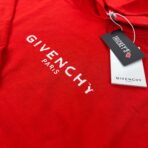 Givenchy Men’s Red Cracked Logo Pullover Hoodie - 图片 4