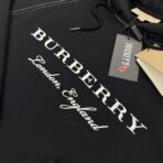 Burberry Men’s Black Pullover Hoodie London England Embroidered Logo - Medium - 图片 2